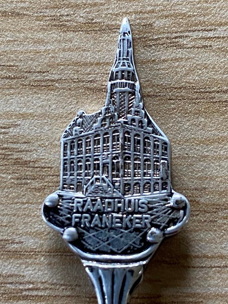 Lepeltje Raadhuis Franeker Friesland, Verzenden