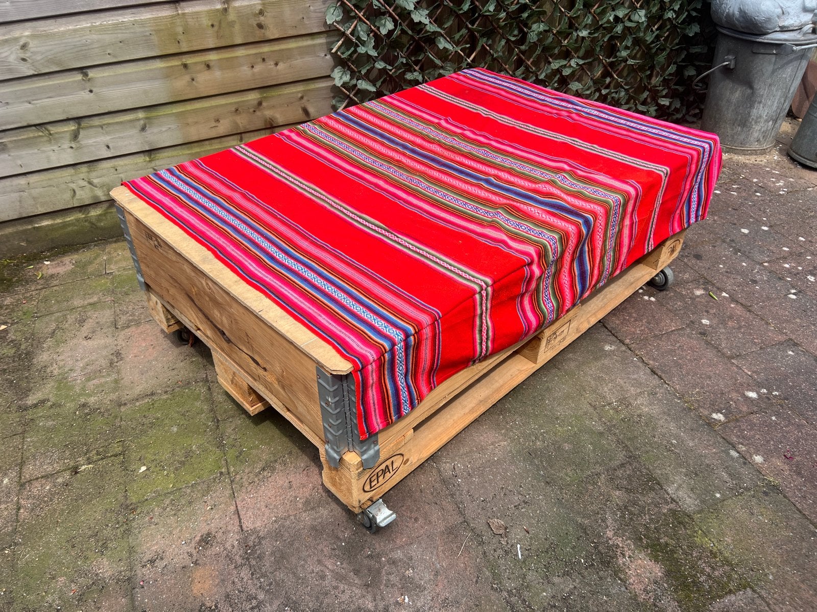 Unieke salontafel op wielen met opbergruimte, Ophalen, Gebruikt, Rechthoekig, Hout