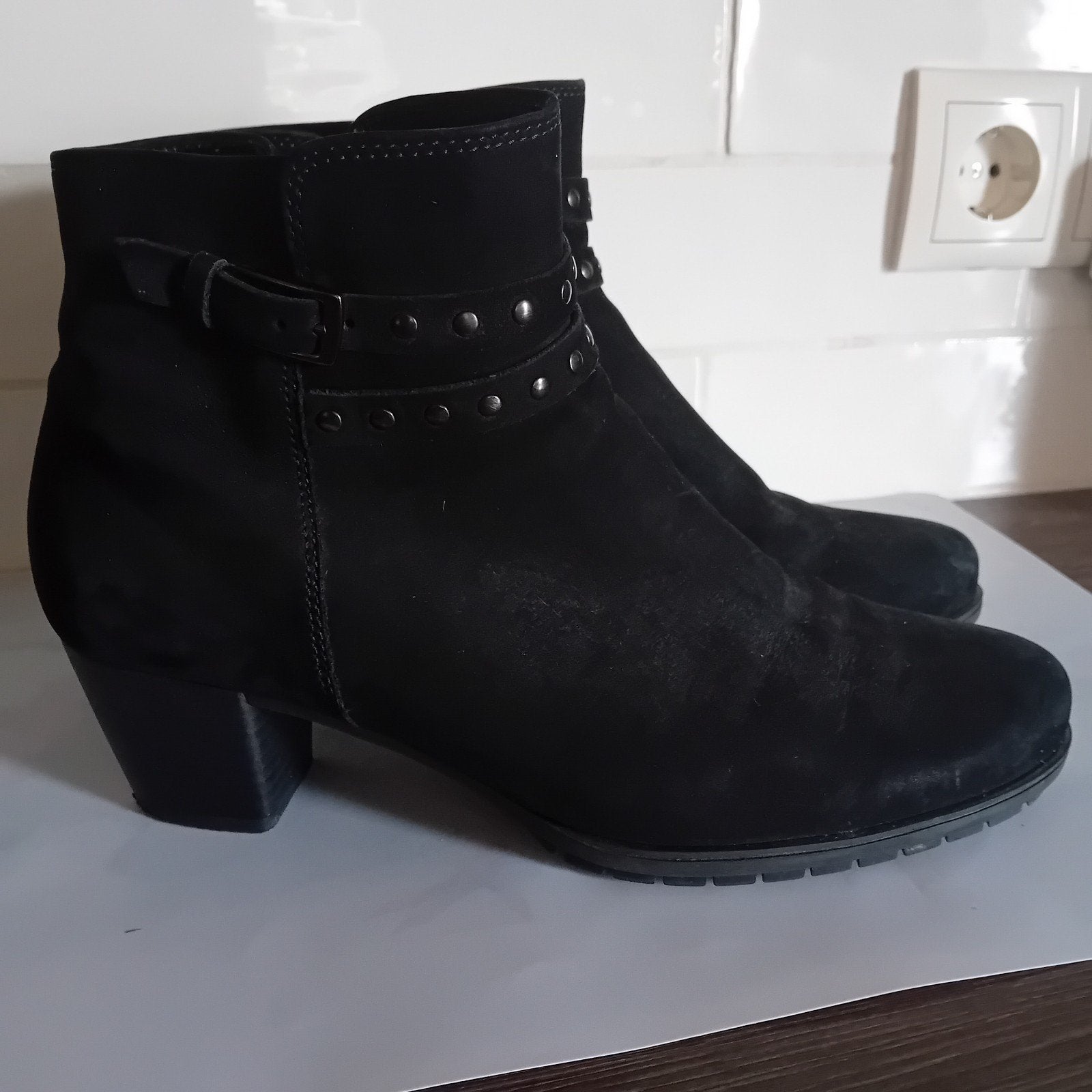 zgan  Gabor zwarte suede laarsjes mt 41, Ophalen of Verzenden, Zo goed als nieuw, Zwart