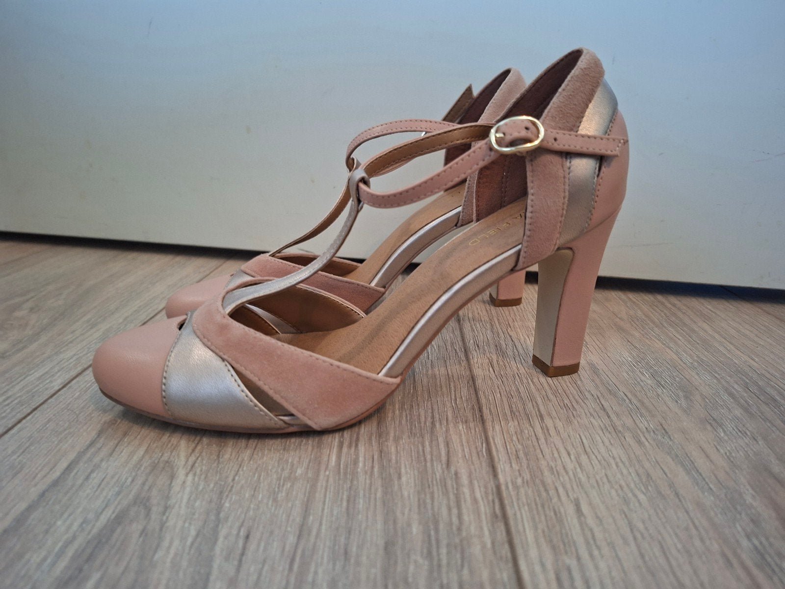 Anna Field pastelkleurige pumps maat 37, Beige, Ophalen of Verzenden, Zo goed als nieuw, Pumps