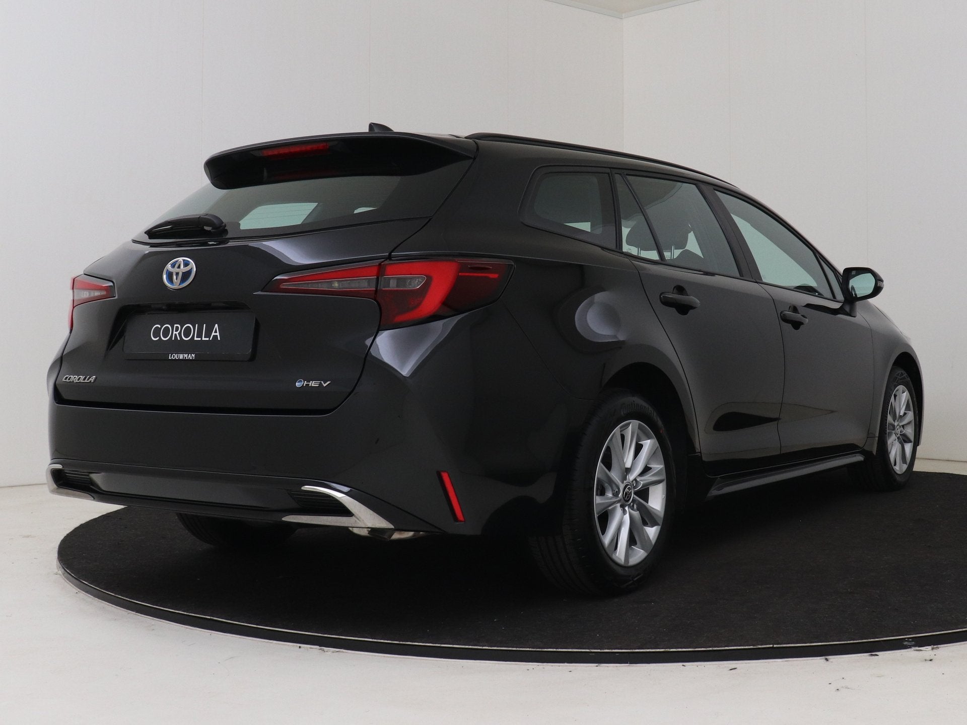 Toyota Corolla Touring Sports 1.8 Hybrid Active *NIEUW* | Ui, 4 cilinders, Met garantie (alle), Corolla, Zwart