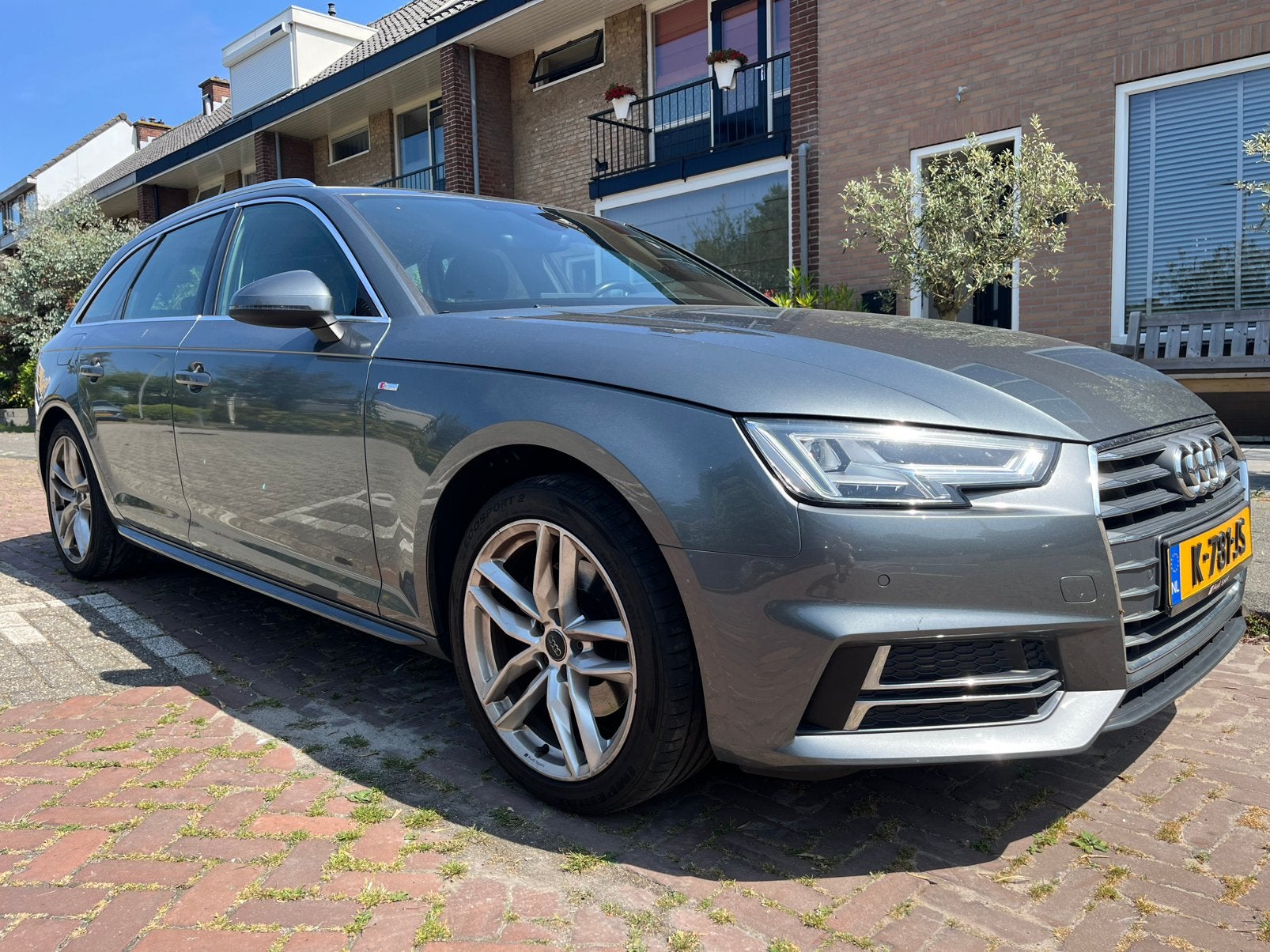 Audi A4 1.4 Tfsi 150pk S Tronic 2017 Grijs, Auto's, Audi, 4 cilinders, A4, Particulier, 1390 kg