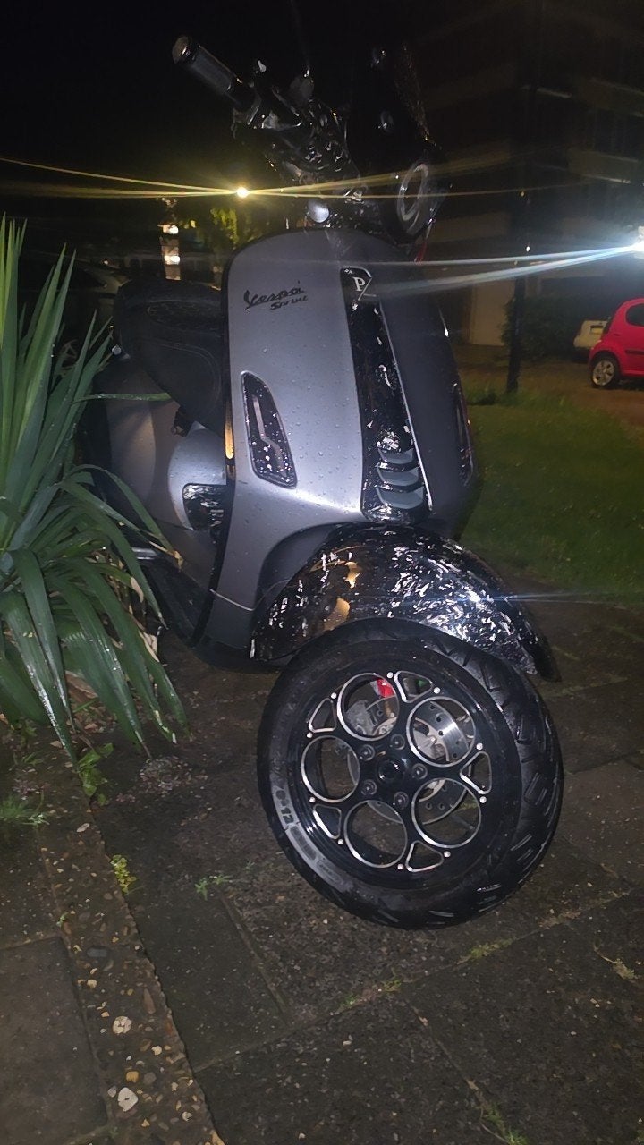 Vespa sprint 200cc, Ophalen