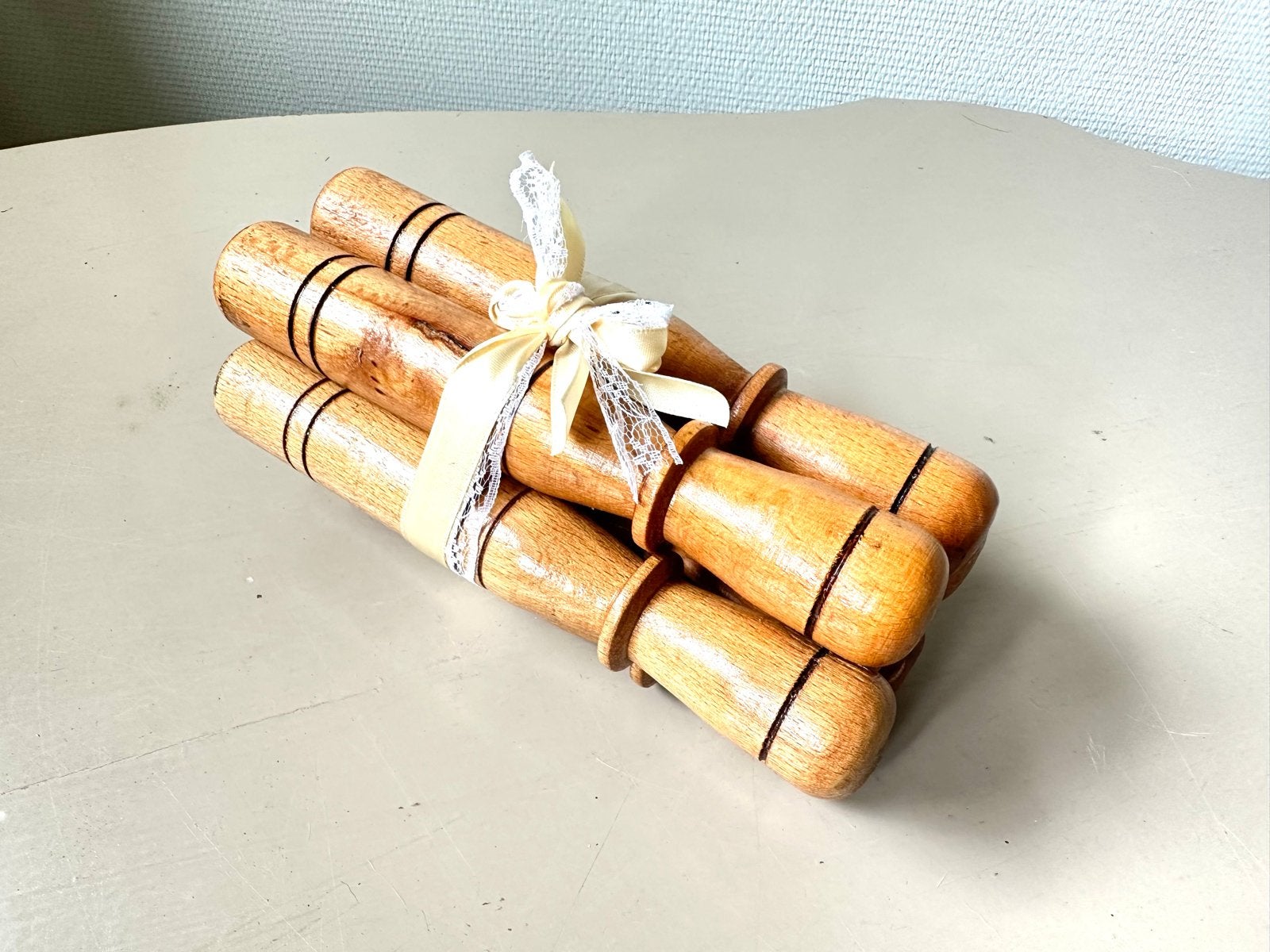 Set van 7 brocante houten kegels, Ophalen of Verzenden