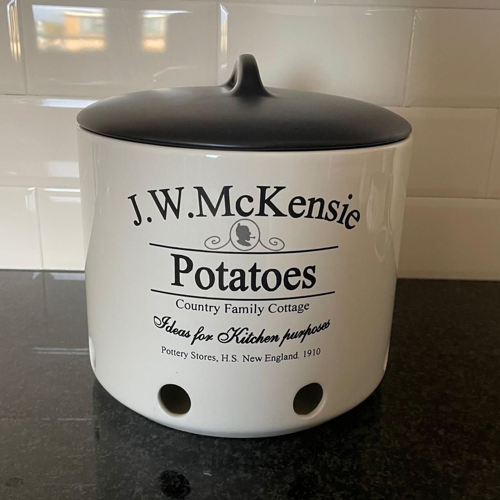 J.W.McKensie Aardappelpot - Country Family Cottage, Ophalen, Zo goed als nieuw