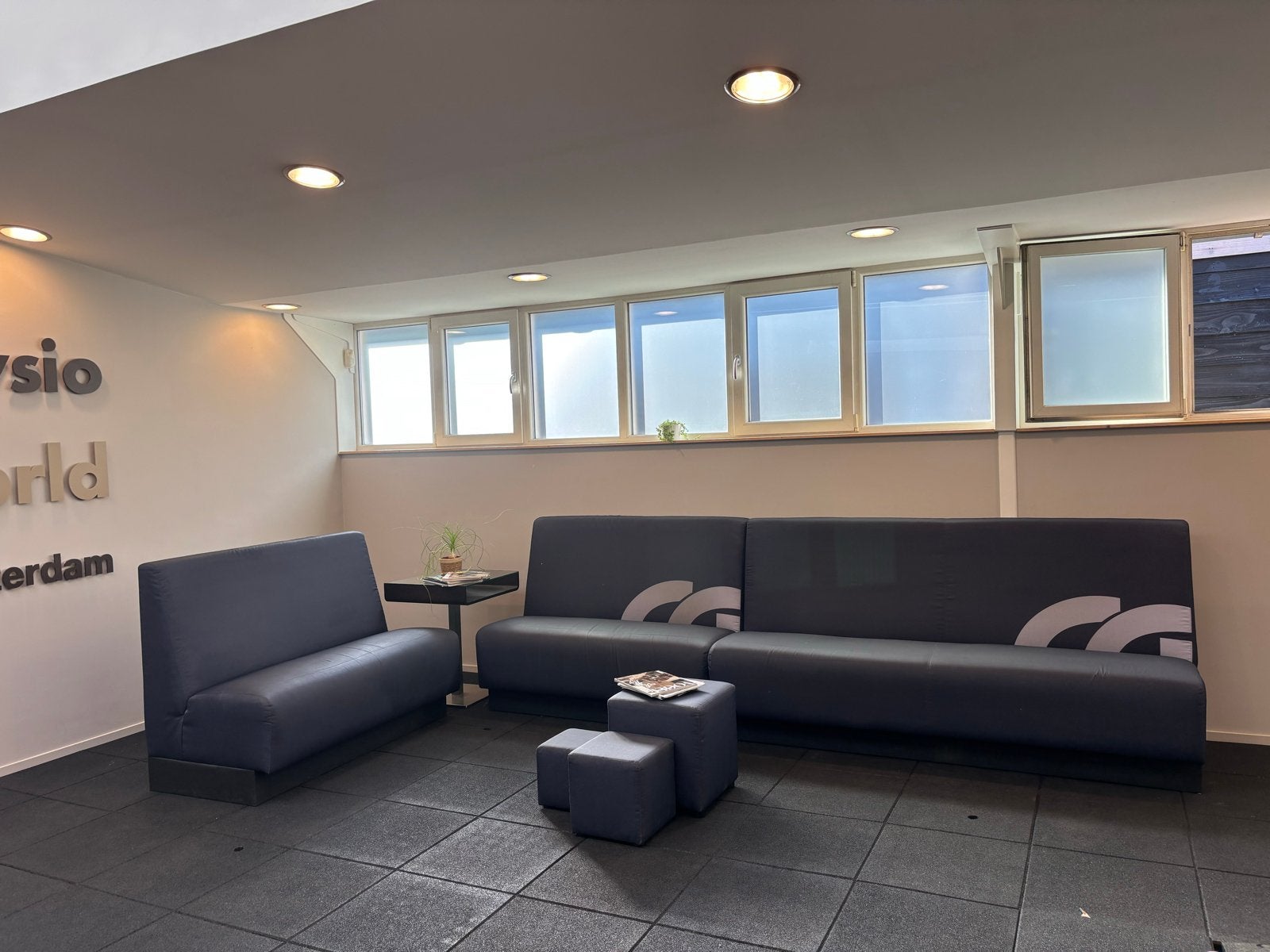 Set van 3 banken: 2 kleine en 1 lange bank, Huis en Inrichting, Banken | Bankstellen, Ophalen, Gebruikt, Overige maten, Minder dan 75 cm