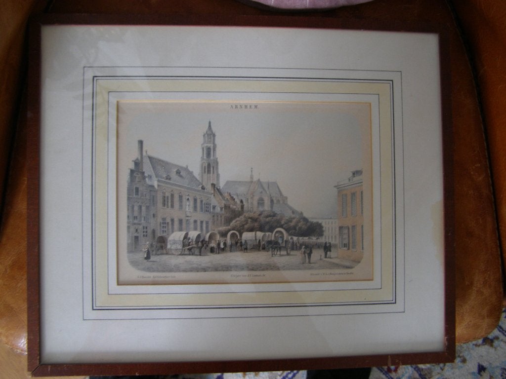 gravure Arnhem De Grote Markt rond 1880. Handgekleurd ingel., 1800 - 1899, Ets, Stadsgezicht, Met tekst