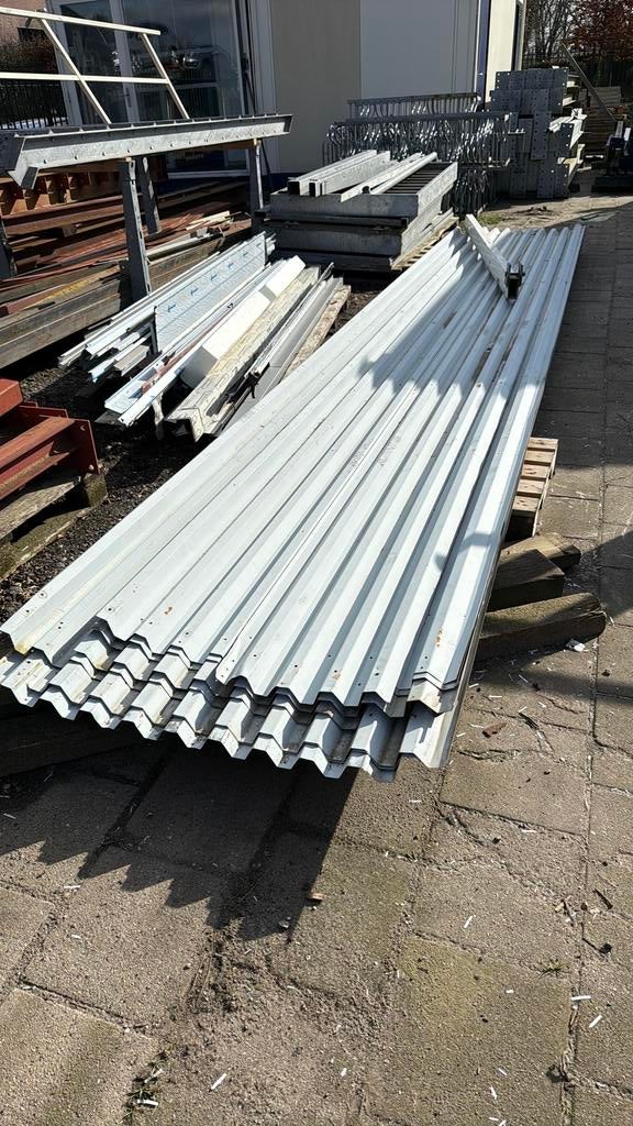 Stalen damwand dakplaten 610 lang 90 breedt, Doe-het-zelf en Verbouw, Dakpannen en Dakbedekking, Gebruikt, Overige kleuren, 15 m² of meer