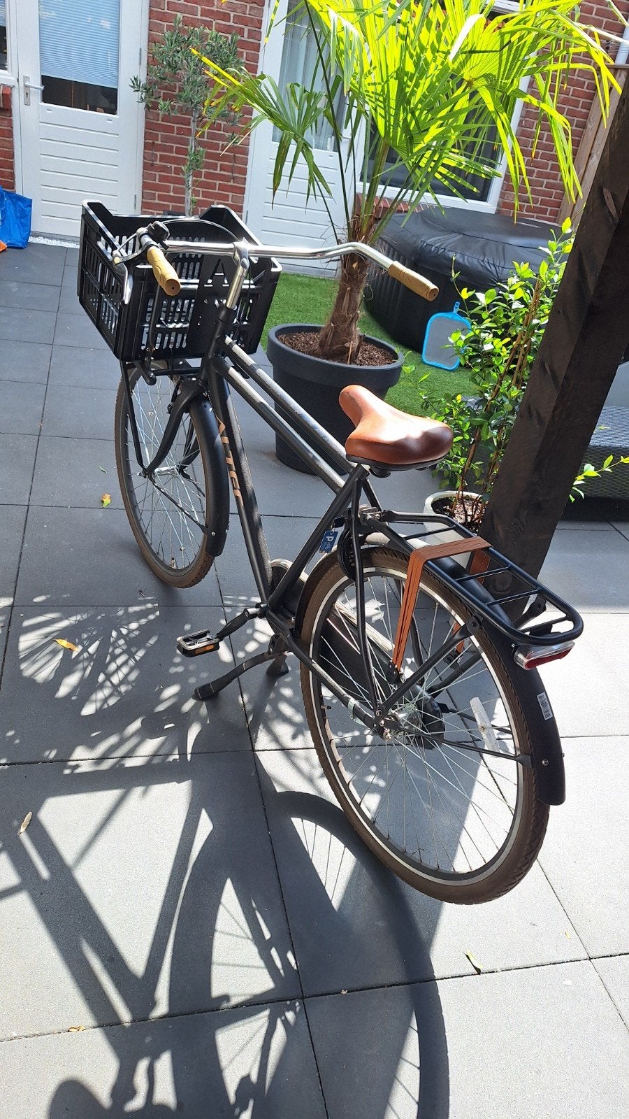 Altec Dutch transportfiets met voordrager en krat, Fietsen en Brommers, Fietsen | Dames | Damesfietsen, Overige merken, Gebruikt
