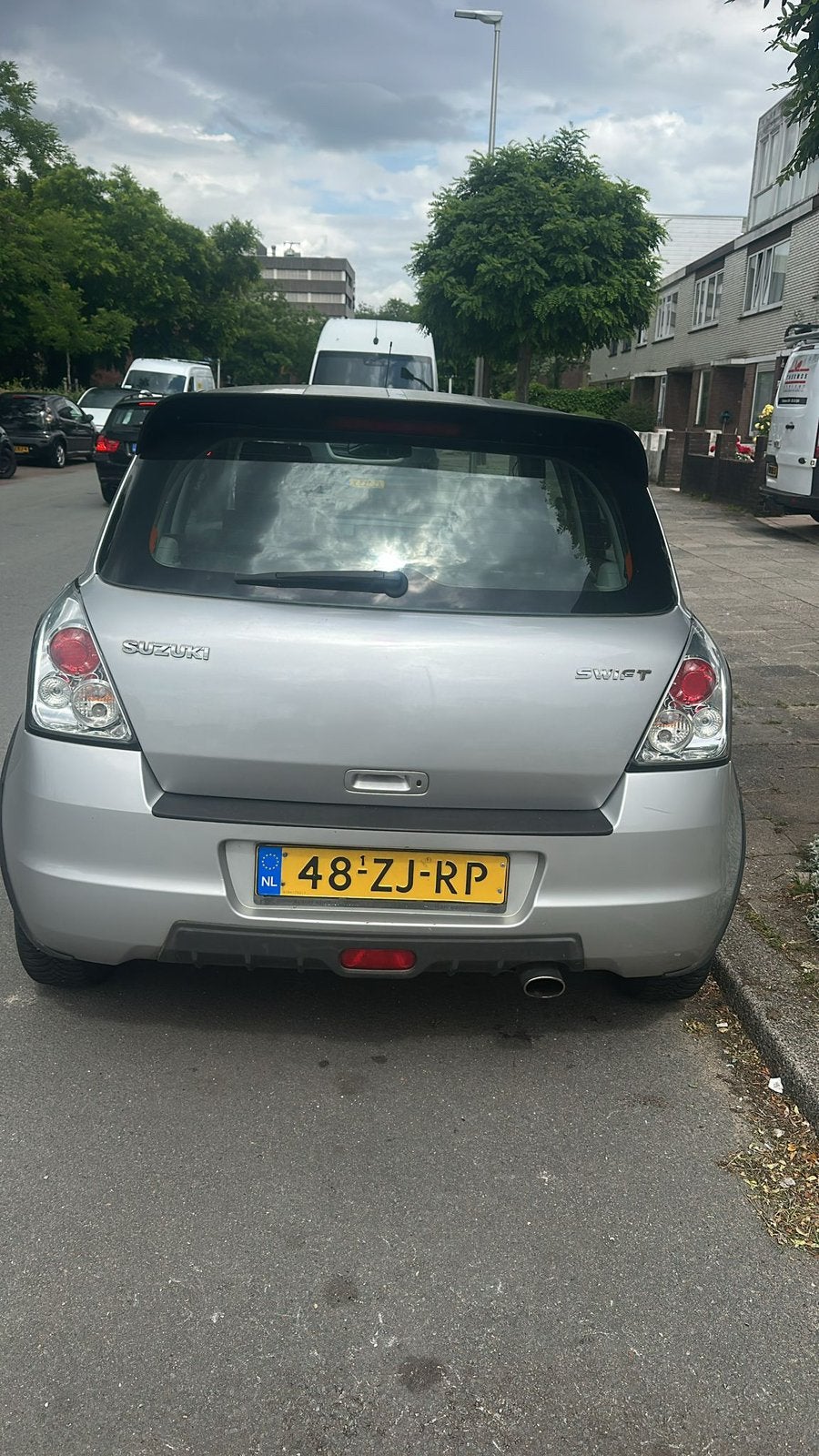 Suzuki Swift 1.3 5D AUT 2008 Grijs, Auto's, 40 €/maand, 400 kg, Swift, Origineel Nederlands