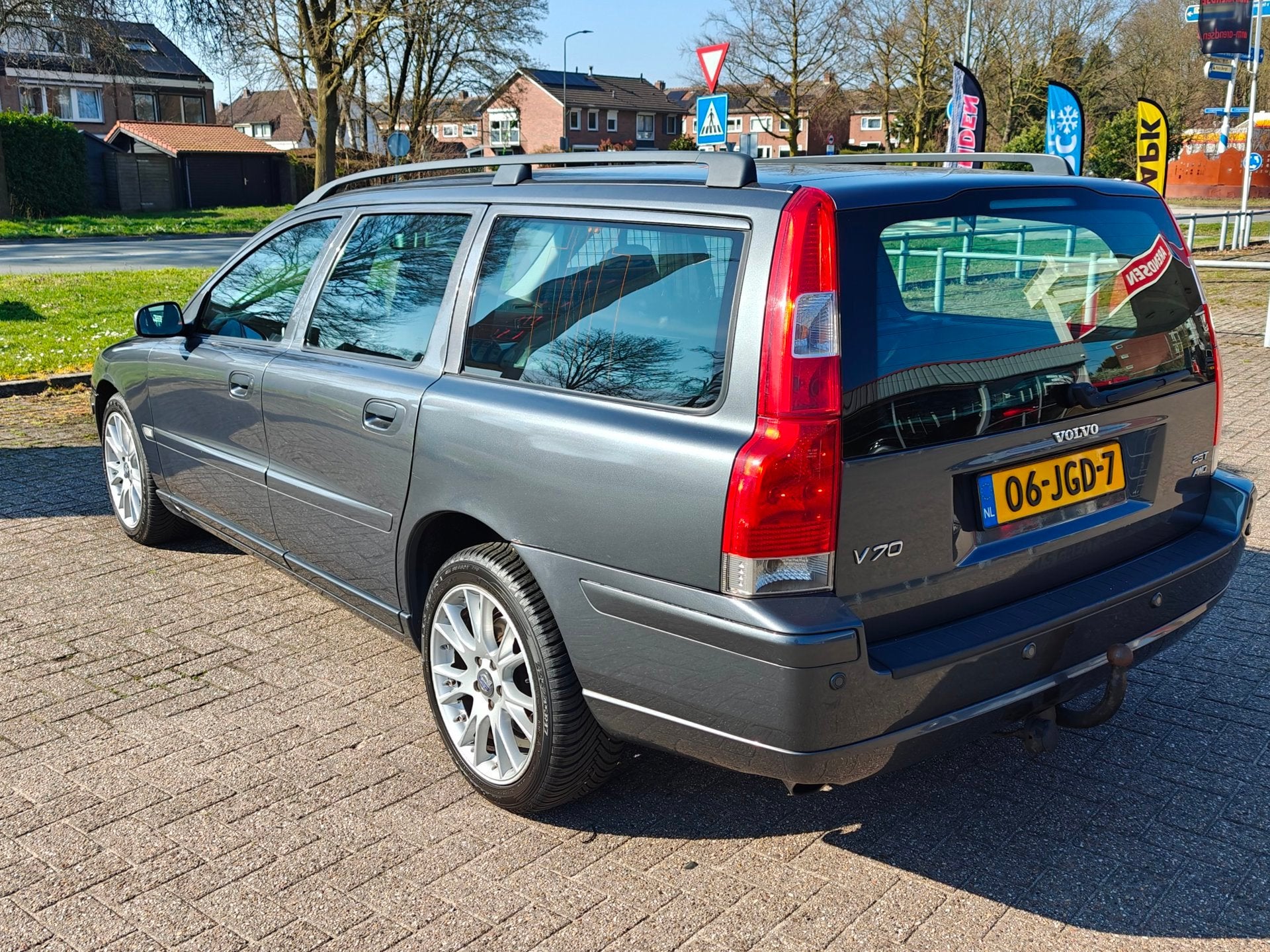 Volvo V70 2.5T AWD Kinetic | Automaat | Panoramadak | Ledere, Automaat, 1598 kg, 2521 cc, Euro 4