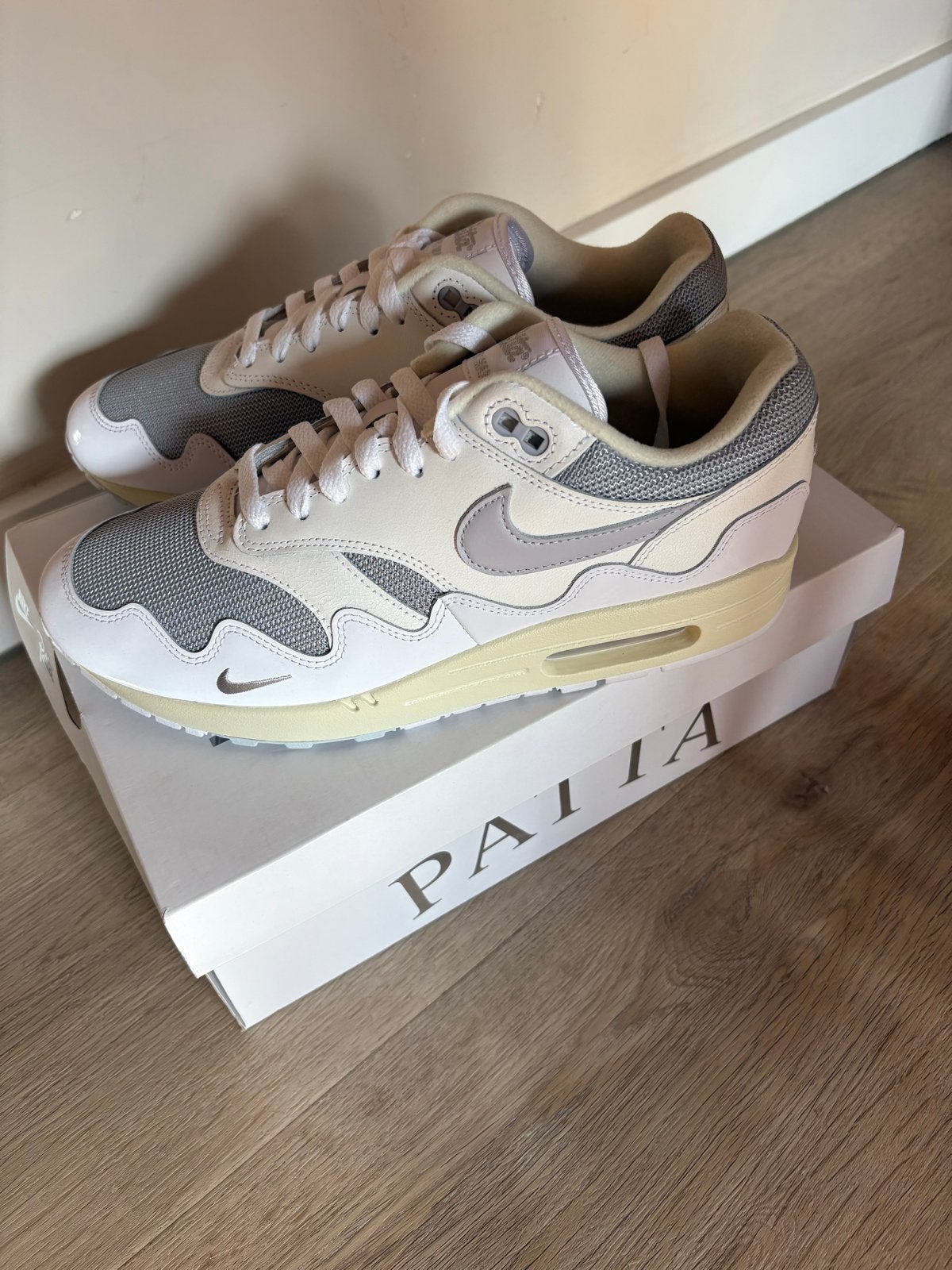 Nike Air Max 1 Patta 'Waves White' - Maat 44, Kleding | Heren, Schoenen, Ophalen, Wit, Nieuw, Sneakers of Gympen