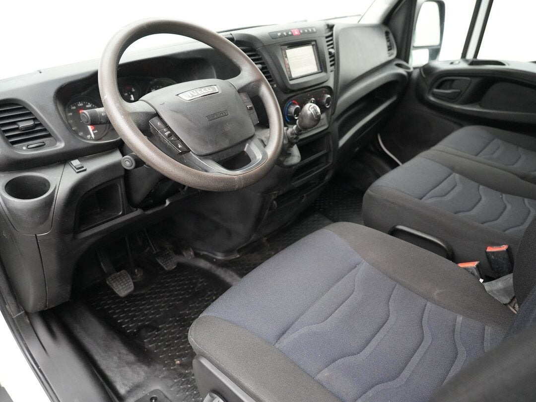 Iveco Daily 35C18 Tipper 3.0L Kipper met Kist Dubbellucht 3,, Auto's, Gebruikt, Euro 6, 4 cilinders, Iveco
