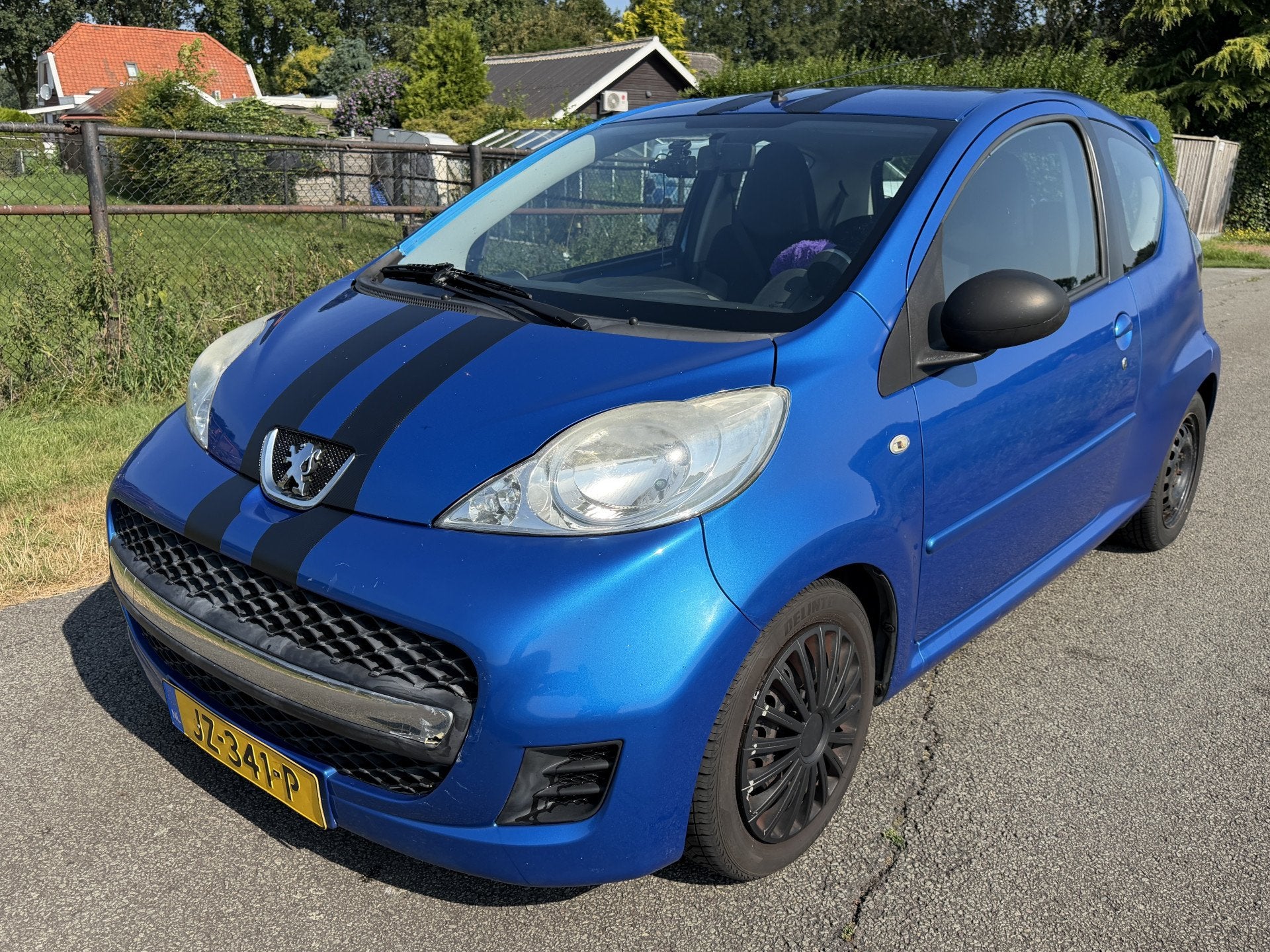 Peugeot 107 1.0-12V Sublime Airco / Half Leer! (bj 2009), Voorwielaandrijving, Gebruikt, Zwart, Metallic lak