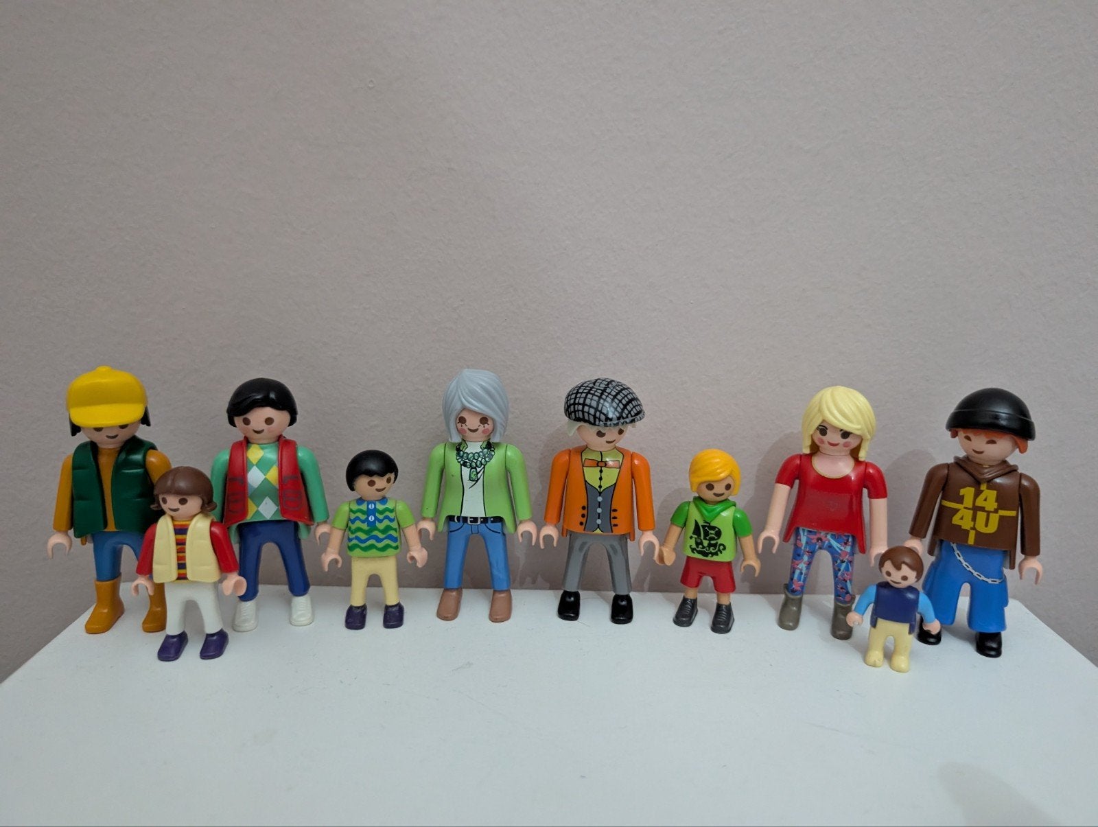 Playmobil poppetjes, gezinnen en opa en oma, Complete set, Overige typen, Ophalen of Verzenden, Zo goed als nieuw