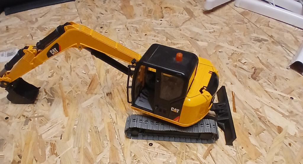 CAT Graafmachine Speelgoedmodel - Bruder, Ophalen of Verzenden, Gebruikt