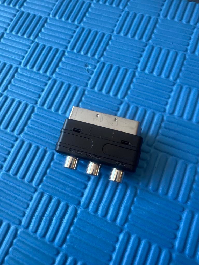 SCART naar RCA Adapter - Audio/Video Converter, Audio, Tv en Foto, Audiokabels en Televisiekabels, Ophalen of Verzenden, Gebruikt