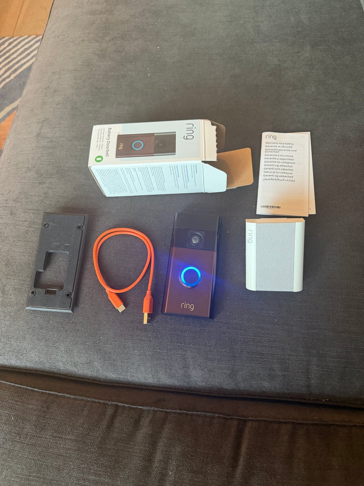 Ring Battery Video Doorbell Slimme deurbel Bruin met Chime, Ophalen of Verzenden, Bewegingsdetectiesensor, Zo goed als nieuw, Draadloos