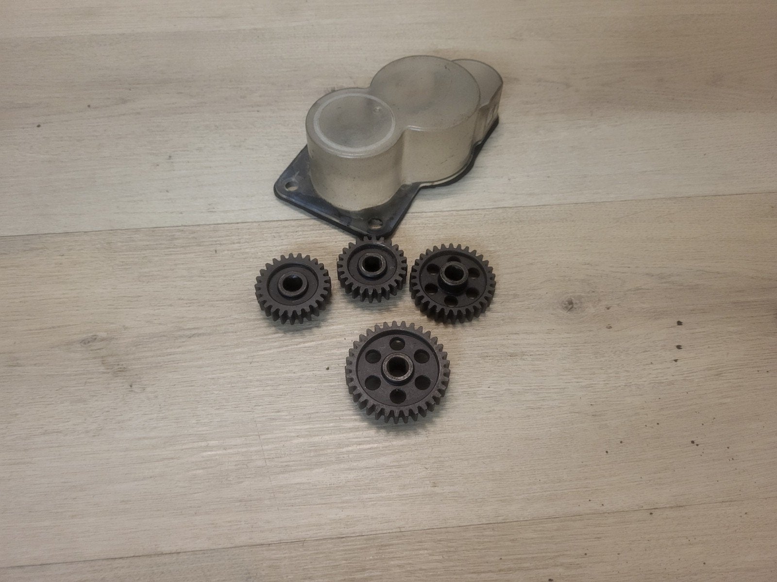 reely carbon fighter stalen tandwielen, Hobby en Vrije tijd, Ophalen of Verzenden, Zo goed als nieuw, Overige schalen, Onderdeel