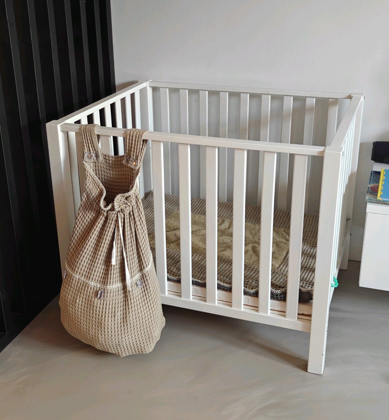 Box van Bopita met matras, speelgoed zak en tweekleurig Koek, Ophalen