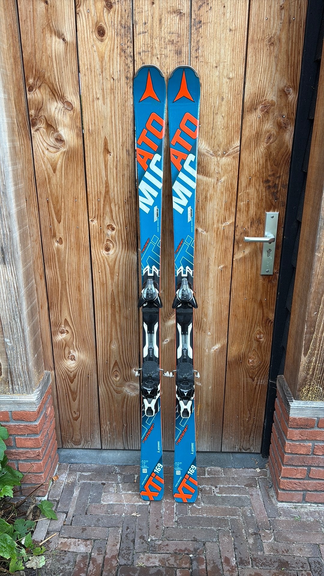 Atomic Redster XT – 169 cm – Sportieve carving ski’s, 160 tot 180 cm, Ophalen of Verzenden, Zo goed als nieuw, Atomic