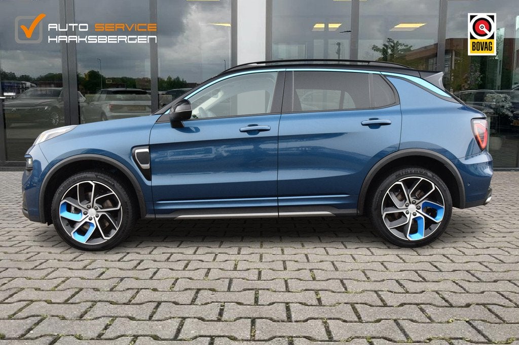 Lynk & Co 01 1.5 | Pano | 360 Camera | ACC | (bj 2022), Auto's, Lynk & Co, Stof, Zwart, Blauw, Plug-in hybride