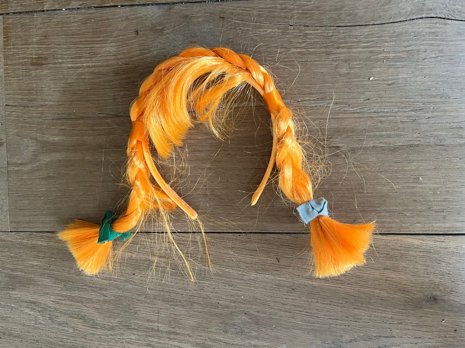 Pippi Langkous pruik - Oranje vlechten, Ophalen of Verzenden, Gebruikt, Meisje