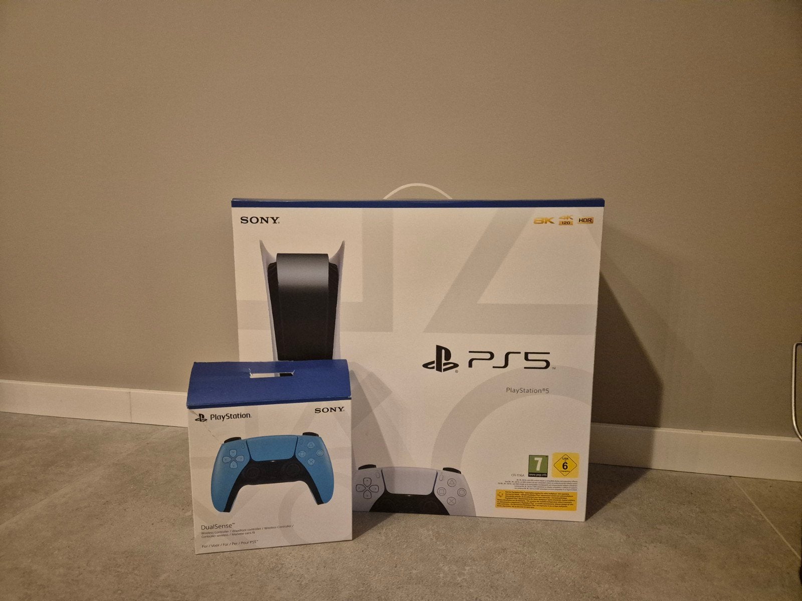 PlayStation 5 Disc Editie 825GB met extra controller, Spelcomputers en Games, Spelcomputers | Sony PlayStation 5, Ophalen, Zo goed als nieuw