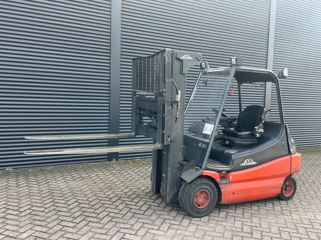 Elektro vorkheftruck Linde E 30, Zakelijke goederen, Heftruck, Ophalen of Verzenden, Linde / Fenwick, Elektrisch