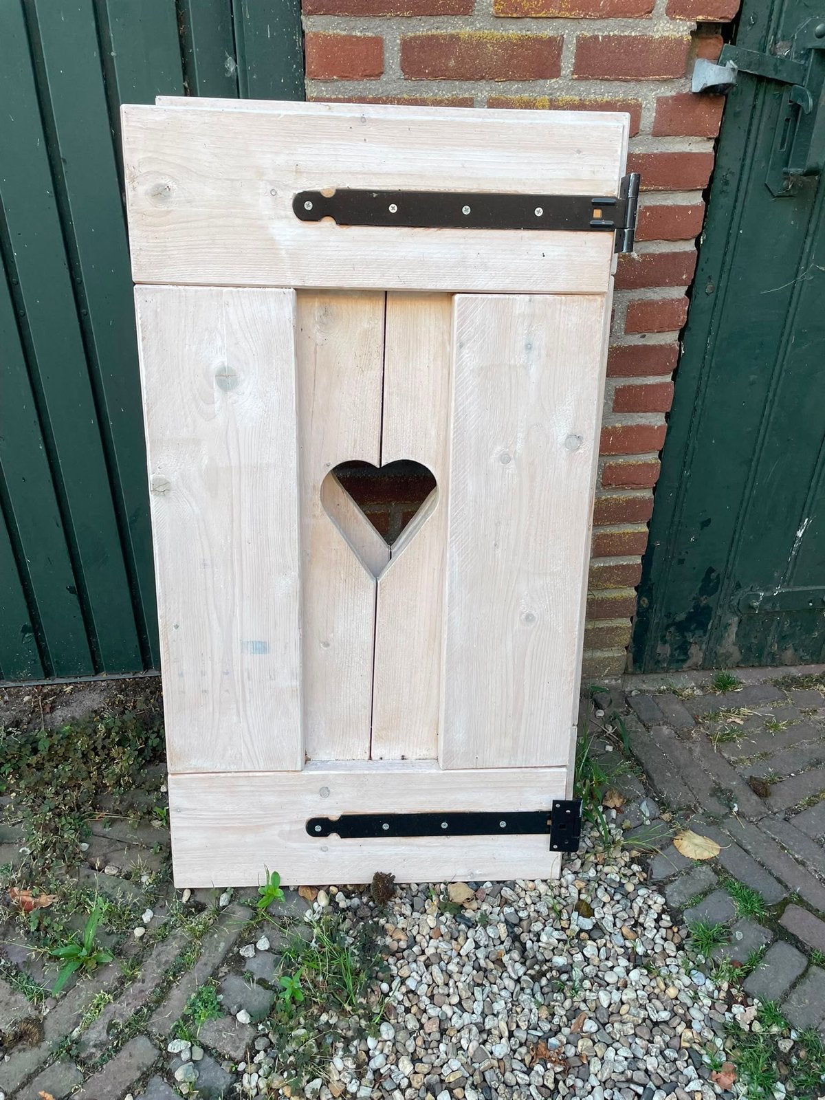 2 Steigerhouten Luiken met Hartuitsparing - 103x56 cm, Ophalen, Gebruikt, Minder dan 80 cm, Overige typen