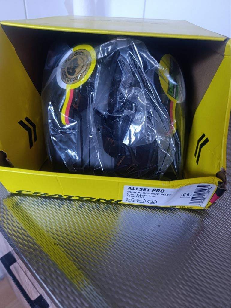 Cratoni Allset Pro helm nieuw in verpakking, Ophalen