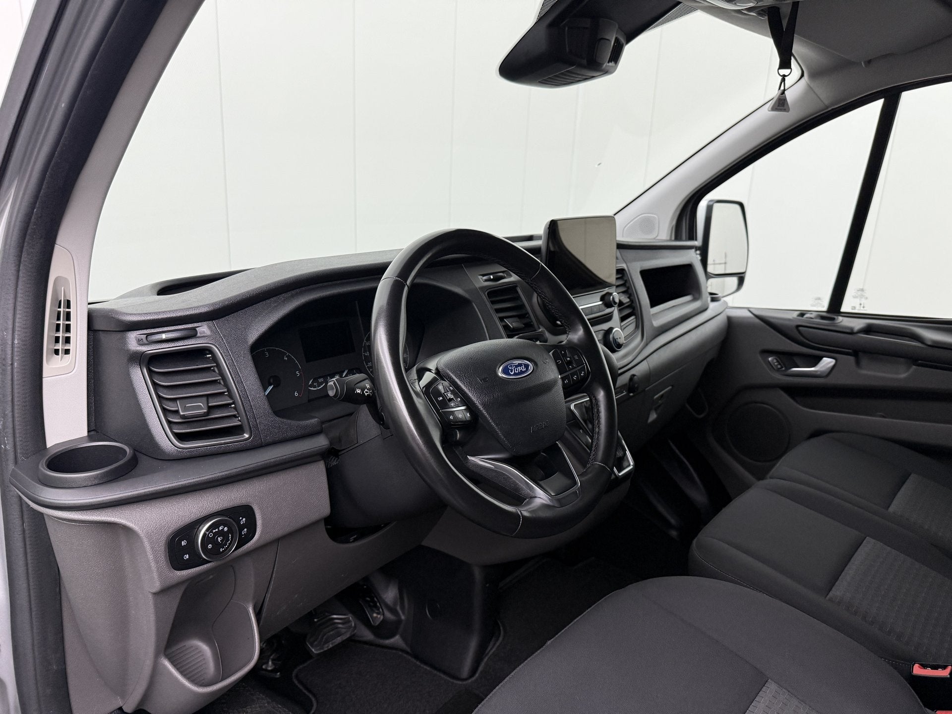 Ford Transit Custom 2.0TDCi 130PK Automaat | Multimedia | Ca, Dealer onderhouden, Gebruikt, Euro 6, Diesel