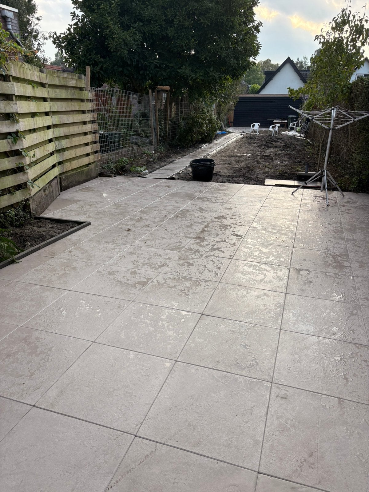 +/- 20m2 betontegels greige 60x60, Tuin en Terras, Ophalen, Zo goed als nieuw, Beton, Terrastegels