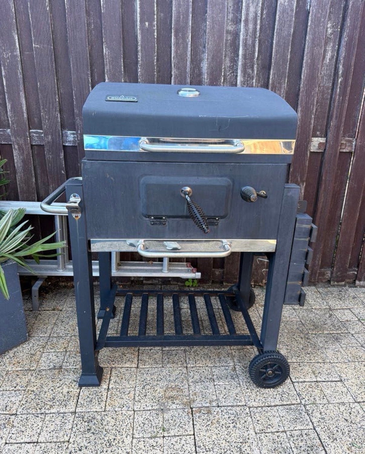 Buccan Lockhart Solid Burner BBQ met thermometer, Tuin en Terras, Ophalen of Verzenden, Gebruikt
