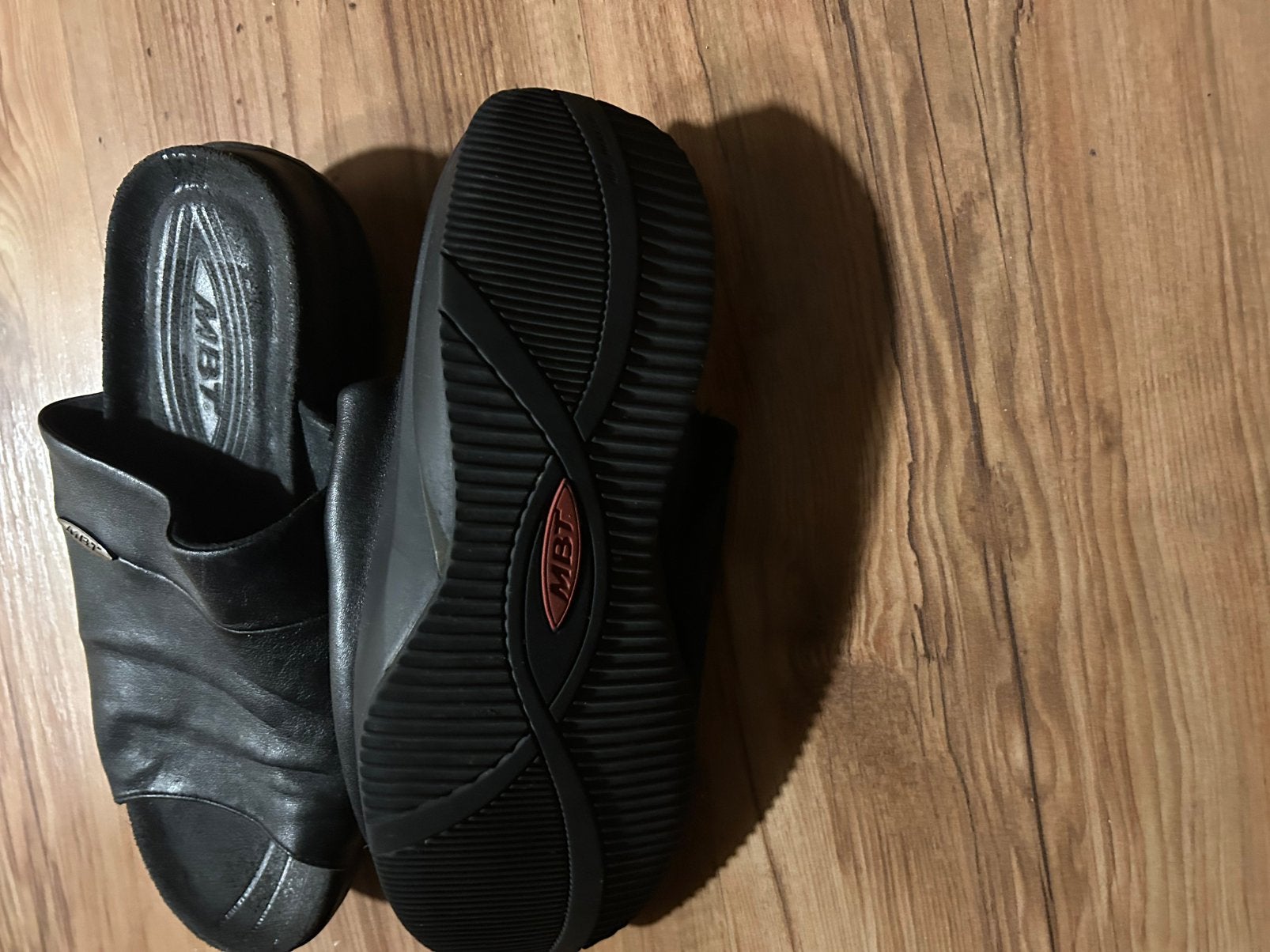Mbt slippers maat 38 zgan, Ophalen, Zo goed als nieuw