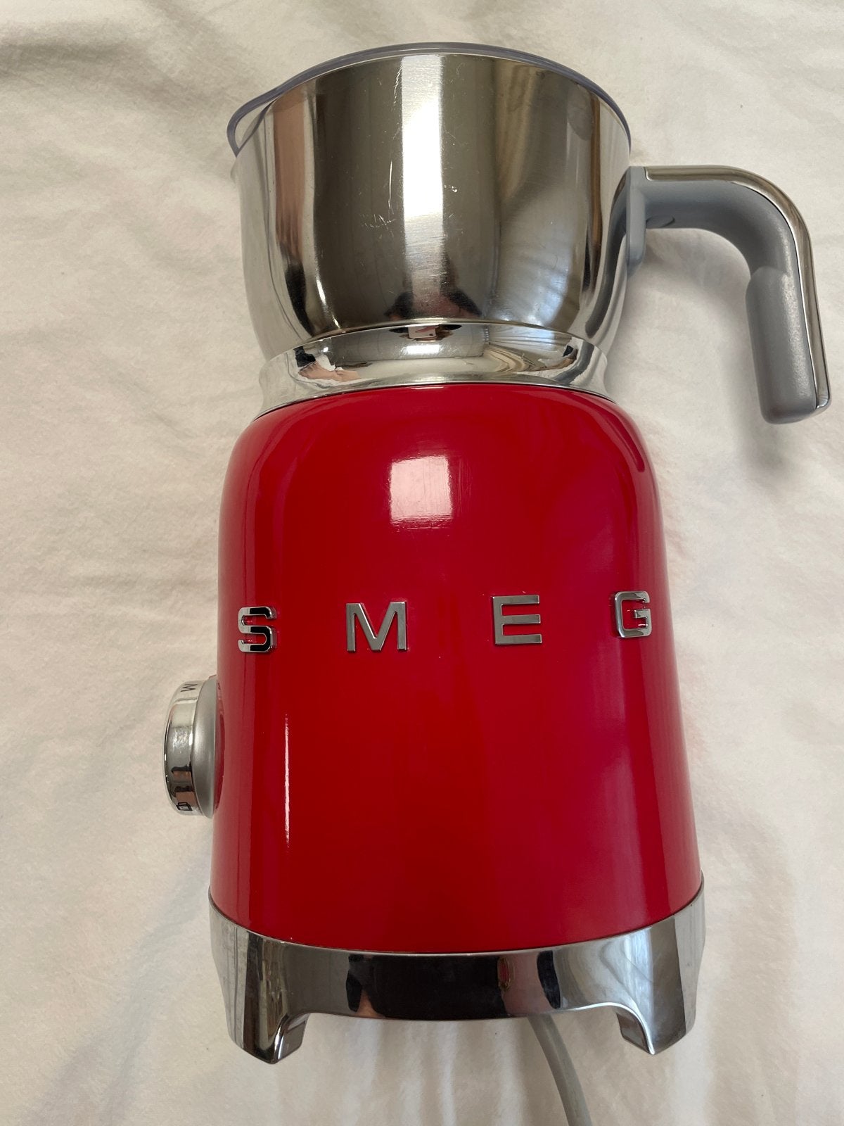 Smeg Melkopschuimer Rood, Ophalen of Verzenden, Zo goed als nieuw, Elektrische melkopschuimer