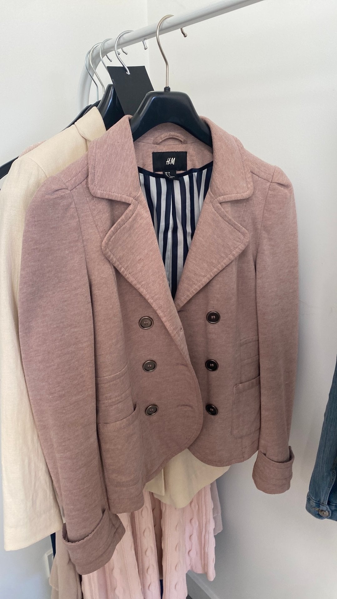 Colbert roze H&M mt 36, Ophalen of Verzenden, Zo goed als nieuw, Maat 36 (S), Roze