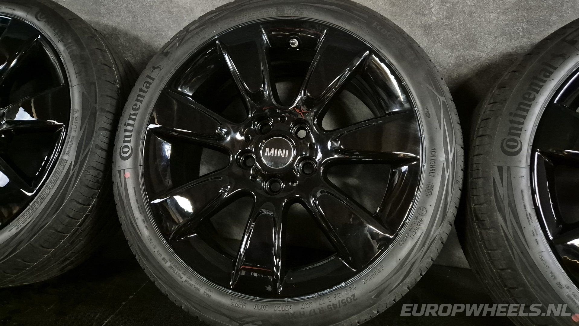 17 inch Mini velgen Clubman F54 F55 F56 JCW 528 zomerbanden