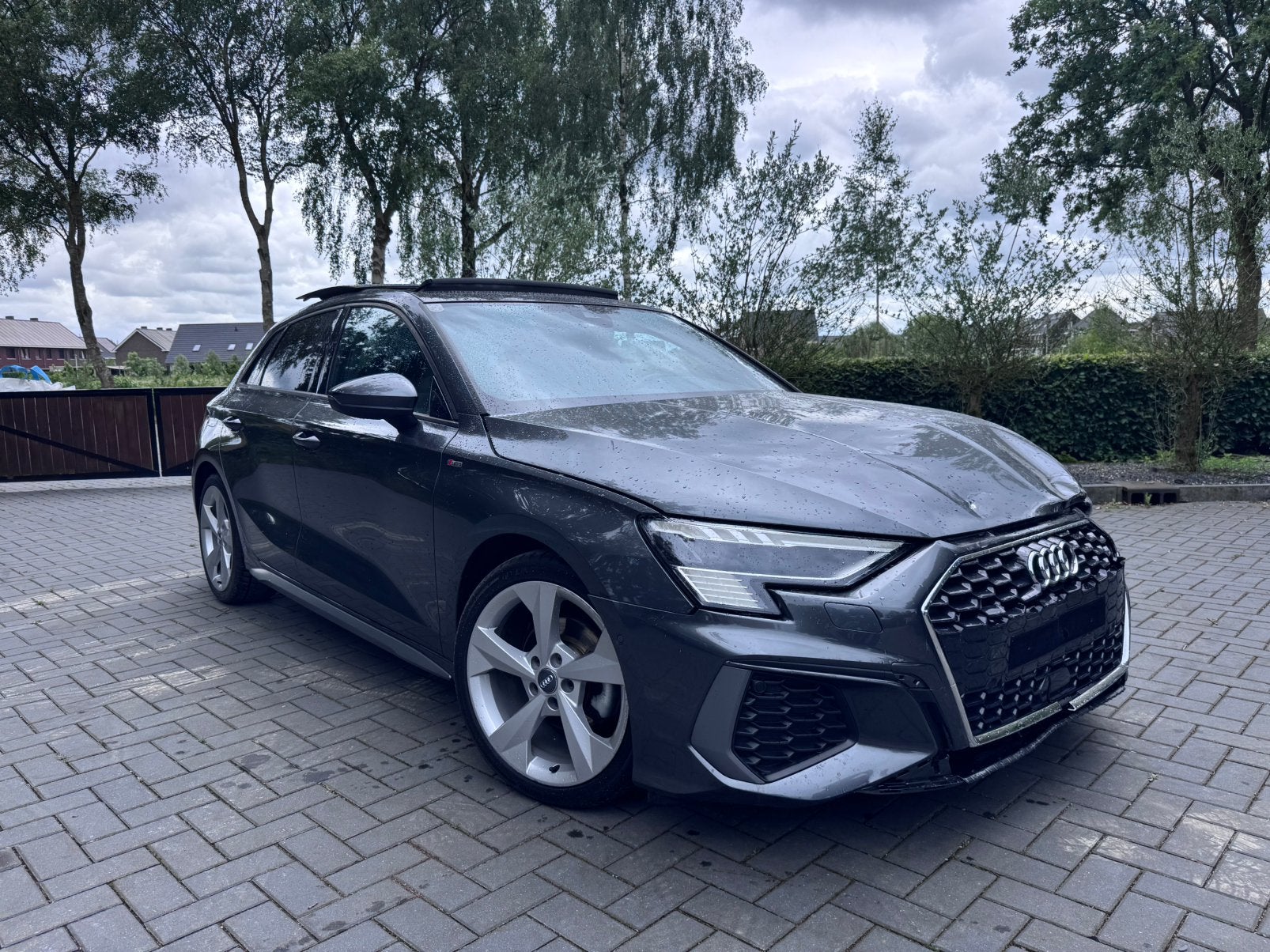 Audi A3 35 TFSI Automaat S-Line Panoramadak ACC Camera VOL, 1498 cc, Audi, SUV of Terreinwagen, Zilver of Grijs