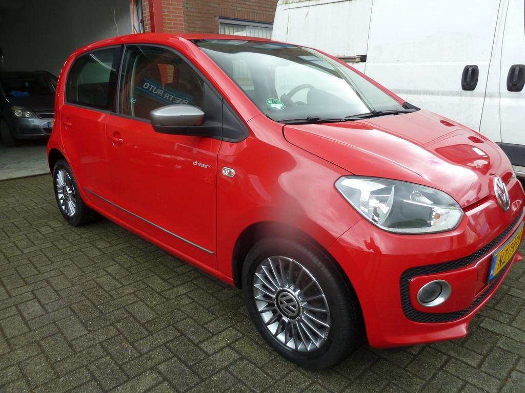 Volkswagen Up! 1.0 move up! nieuwe apk airco, Voorwielaandrijving, Euro 5, Gebruikt, Up!
