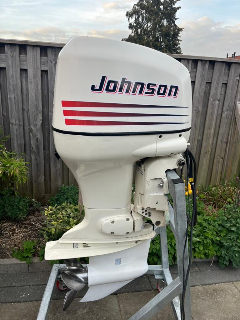 Johnson 150pk V6 2,7 liter langstaart zeer net blok, Watersport en Boten, Buiten- en Binnenboordmotoren, Ophalen, Elektrische start