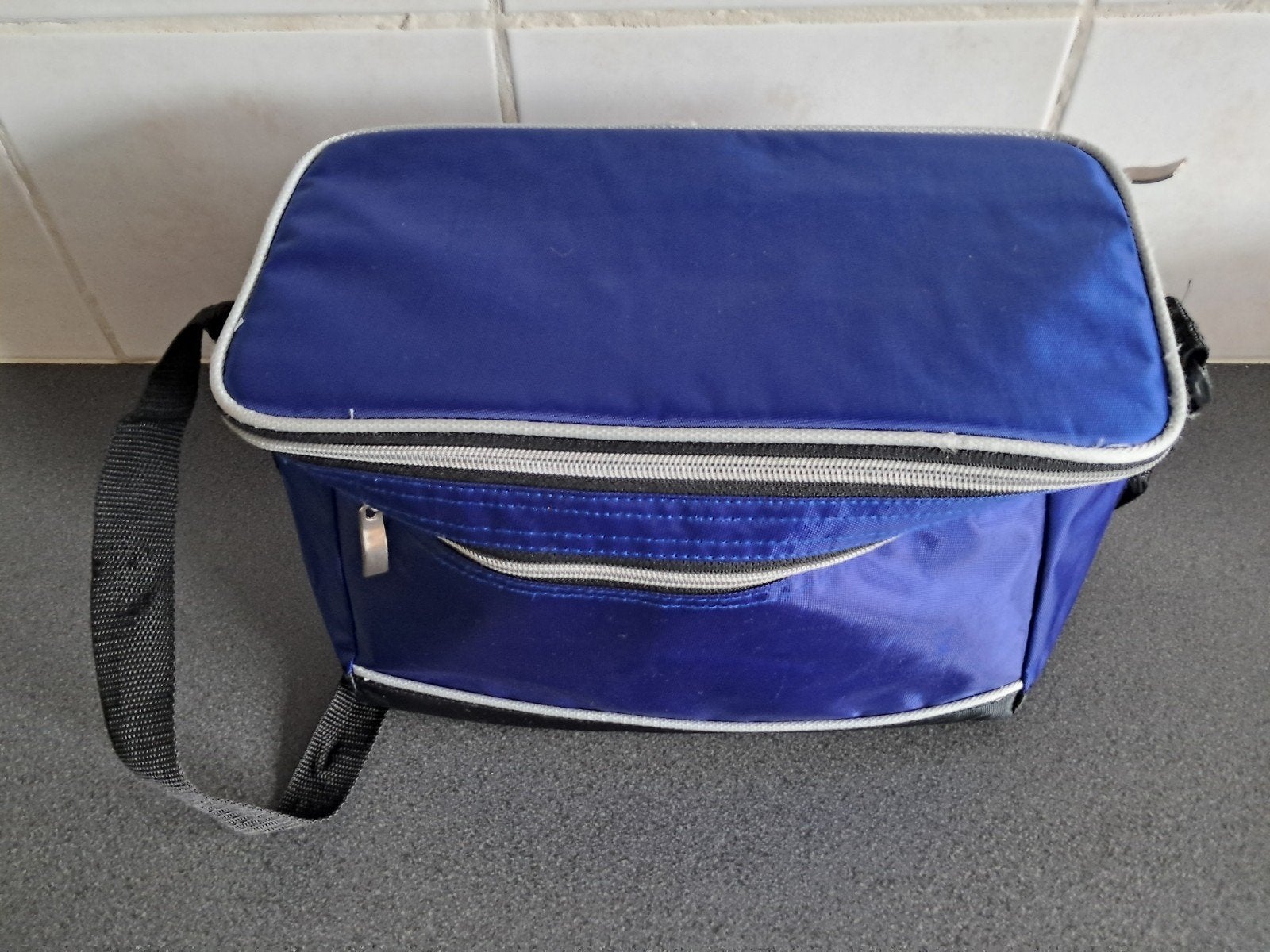 Nieuwe blauwe koelbox - Compact en handig (32x16x20cm), Ophalen of Verzenden, Nieuw, Koeltas