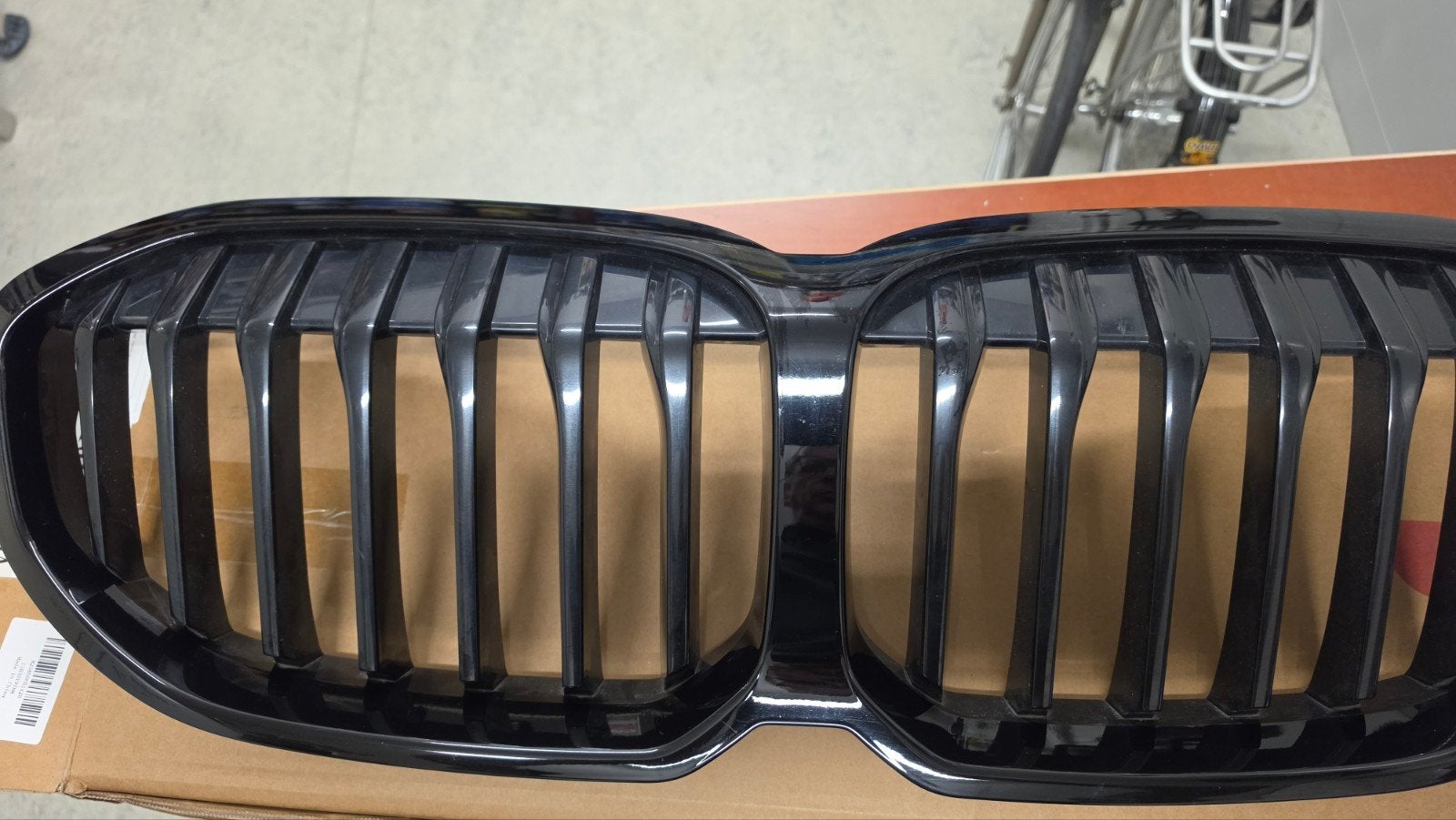 BMW 1 serie F40 grill BJ 2024, Ophalen, Nieuw, BMW, Bumper