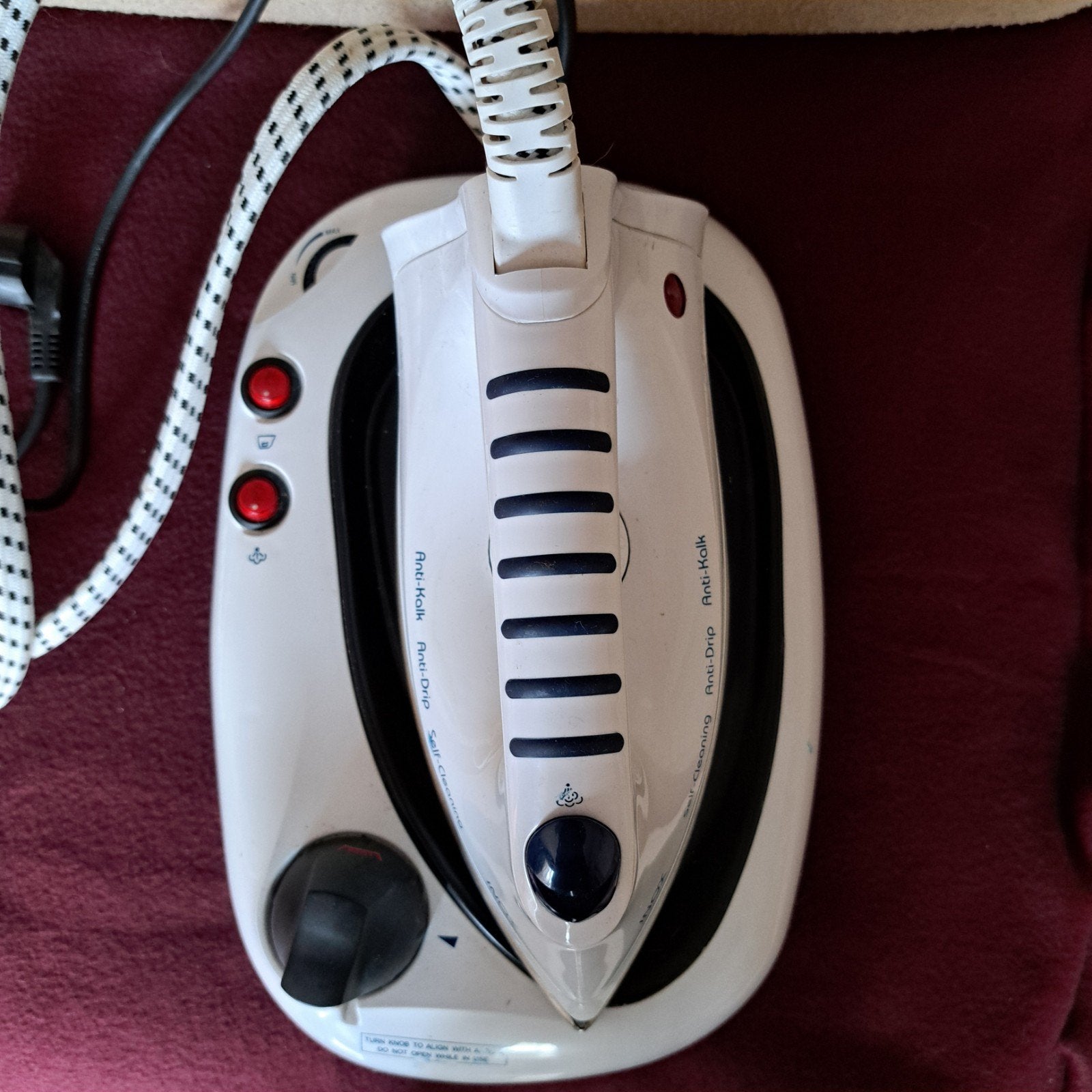 Clatronic Strijkstation (stoomgenerator)  met snoer - 2000 W, Ophalen, Gebruikt, Strijkijzer met snoer