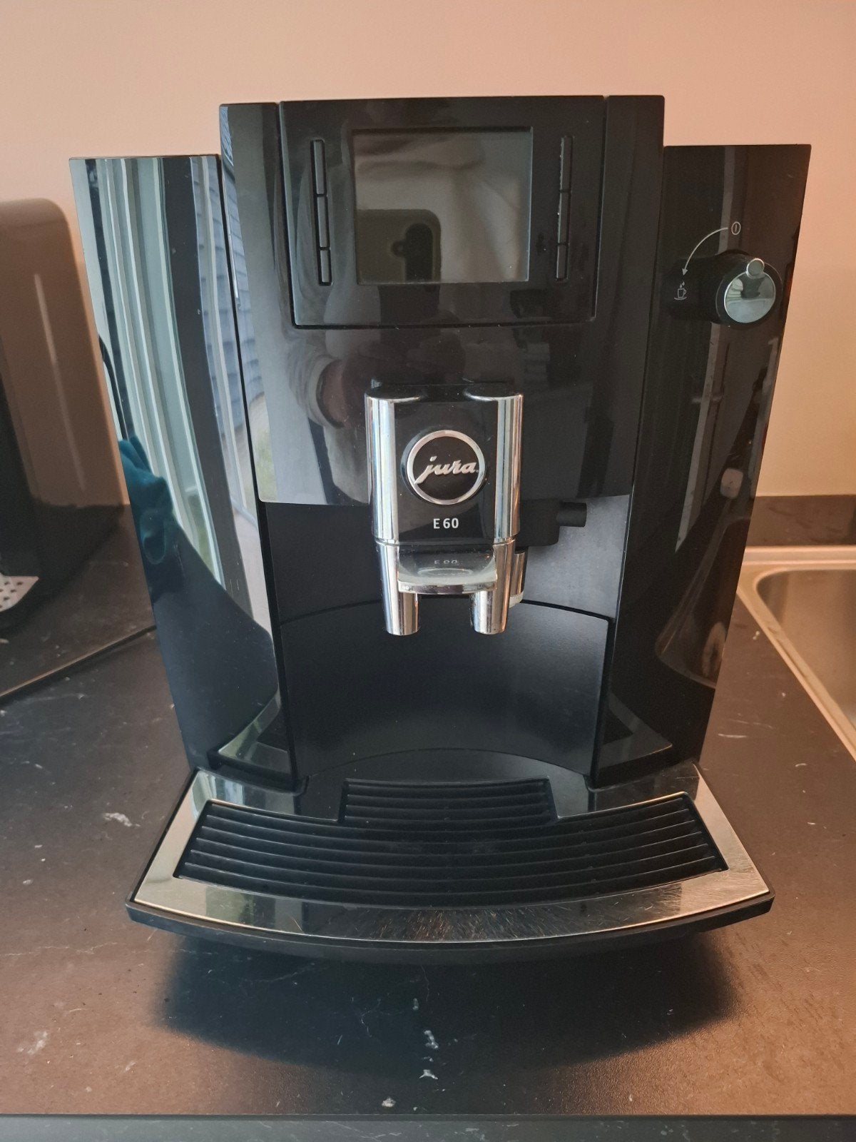 Jura E60 Koffiemachine - gebruikt.piano black, Ophalen, Afneembaar waterreservoir, Gebruikt, Koffiemachine
