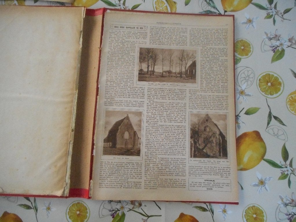 Oss. Drie oude kapellen. 1924., Ophalen of Verzenden, 1920 tot 1940, Nederland, Knipsel(s)