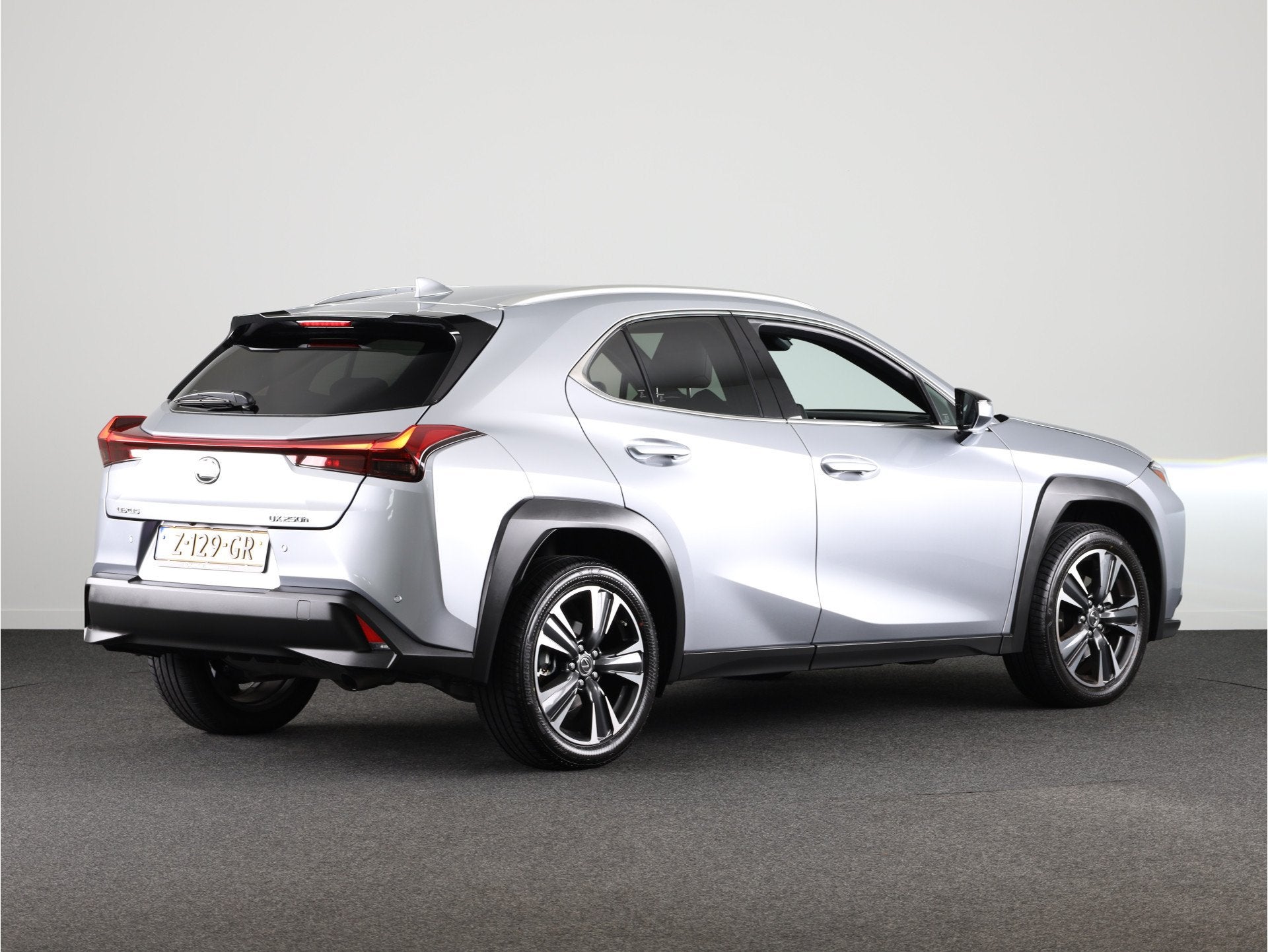 Lexus UX 250h Luxury Line *DEMO* | BTW-Auto | Head up Displa, Auto's, Lexus, Gebruikt, 4 cilinders, Leder en Stof, Origineel Nederlands