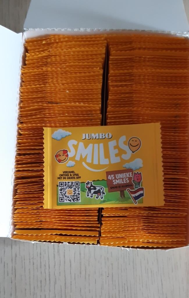 Jumbo Smiles volle doos  ongeveer 200 stuks, Verzamelen, Supermarktacties, Albert Heijn, Ophalen of Verzenden