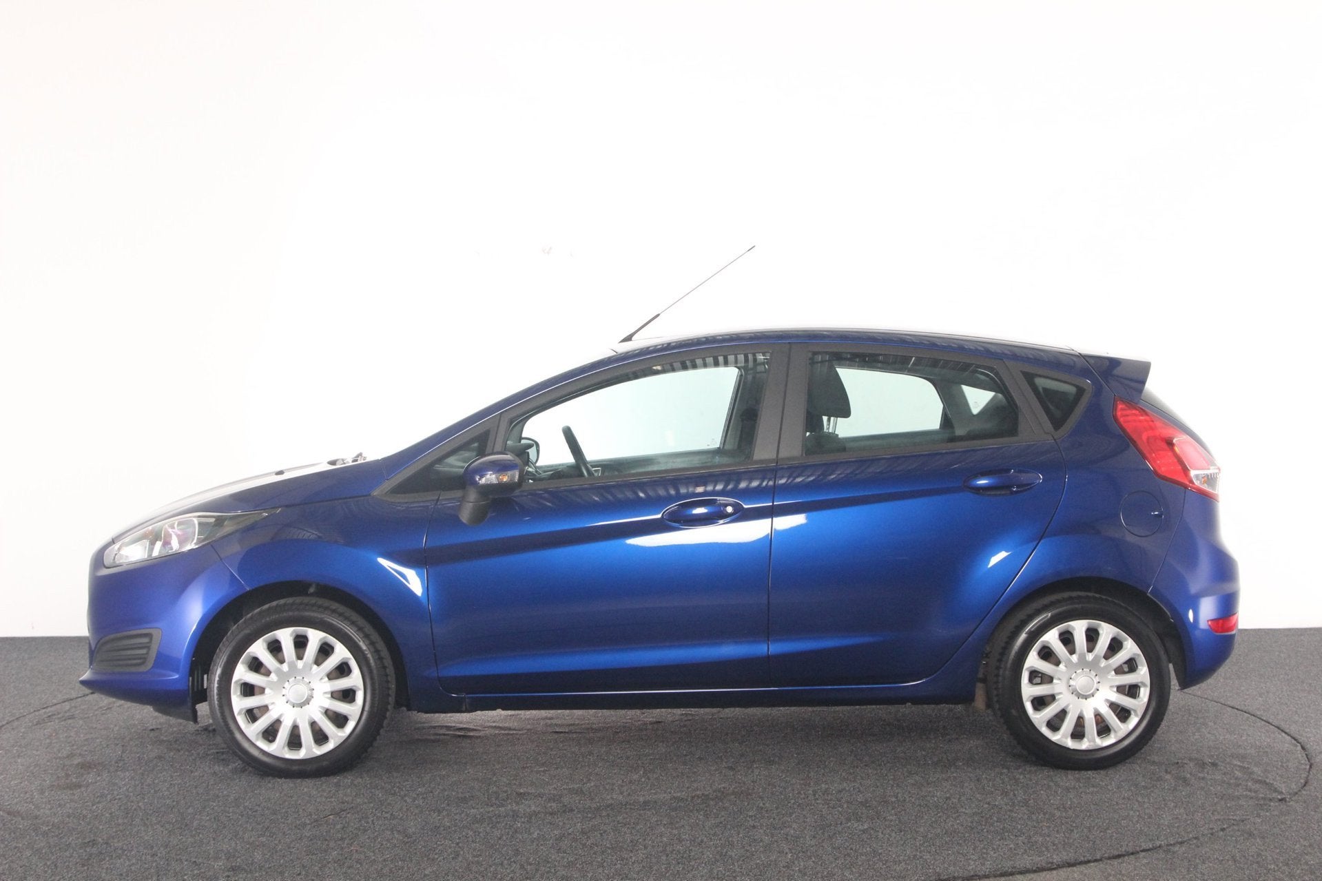 Foto 3 van Ford Fiesta 1.0 Style | natte riem vervangen.