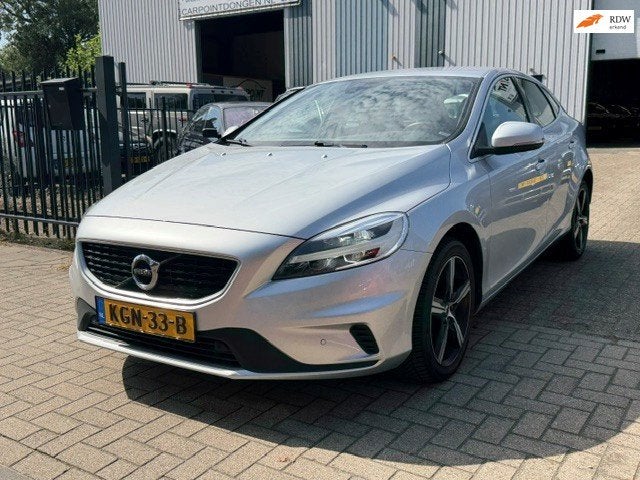 Volvo V40 1.5 T2 R-Design Leer Clima Cruise Trekhaak LED, Auto's, Volvo, Dealer onderhouden, 700 kg, 122 pk, Bedrijf
